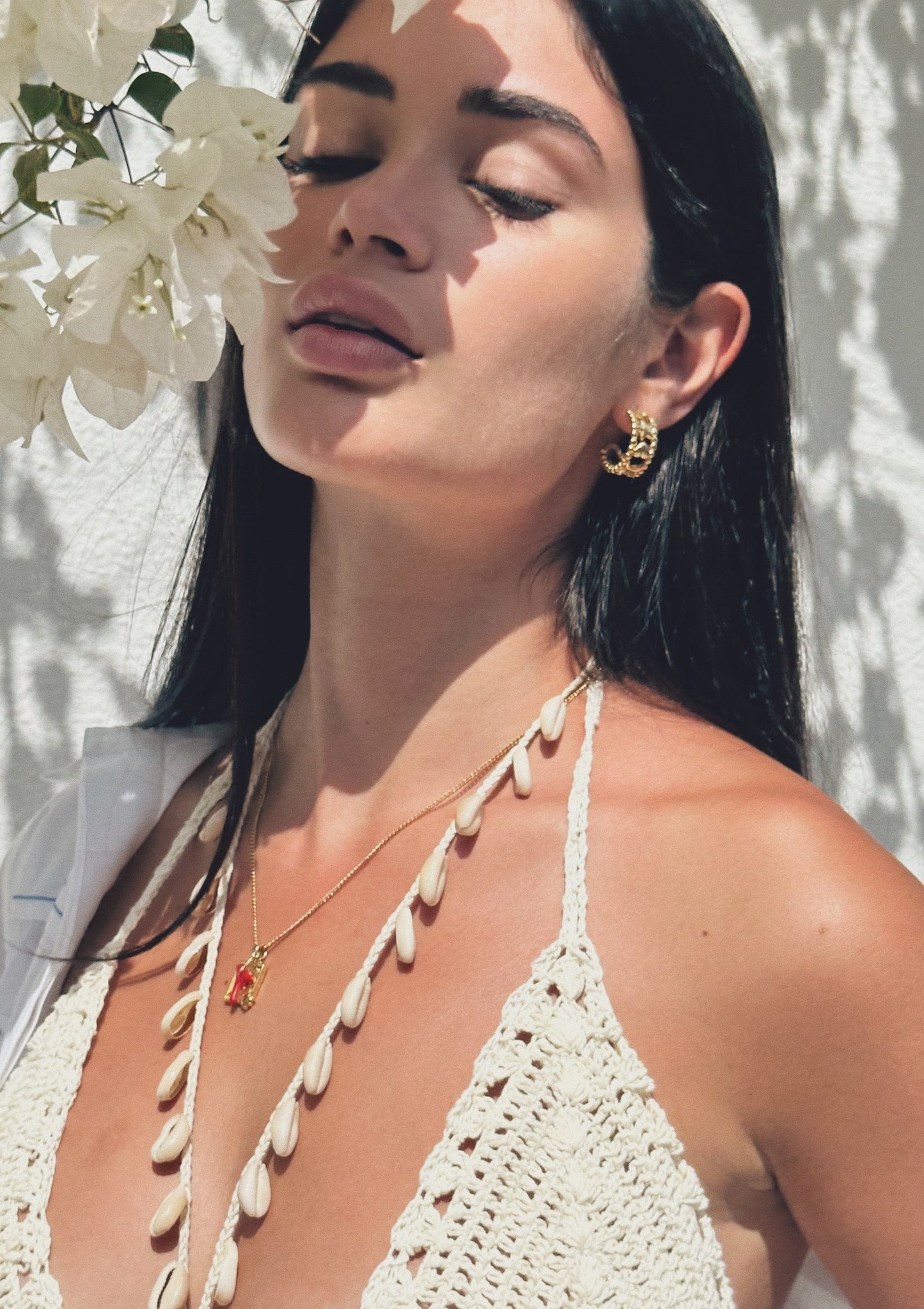 LAURA GOLD MOON NECKLACE