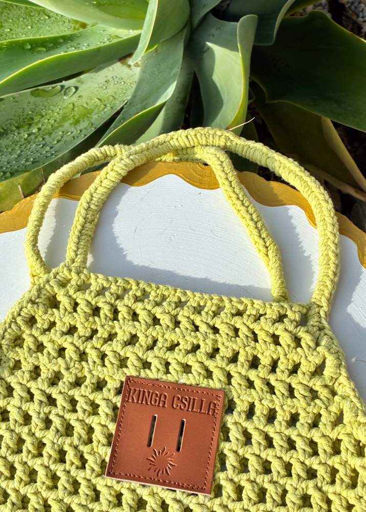 SUNBURST CROCHET TOTE