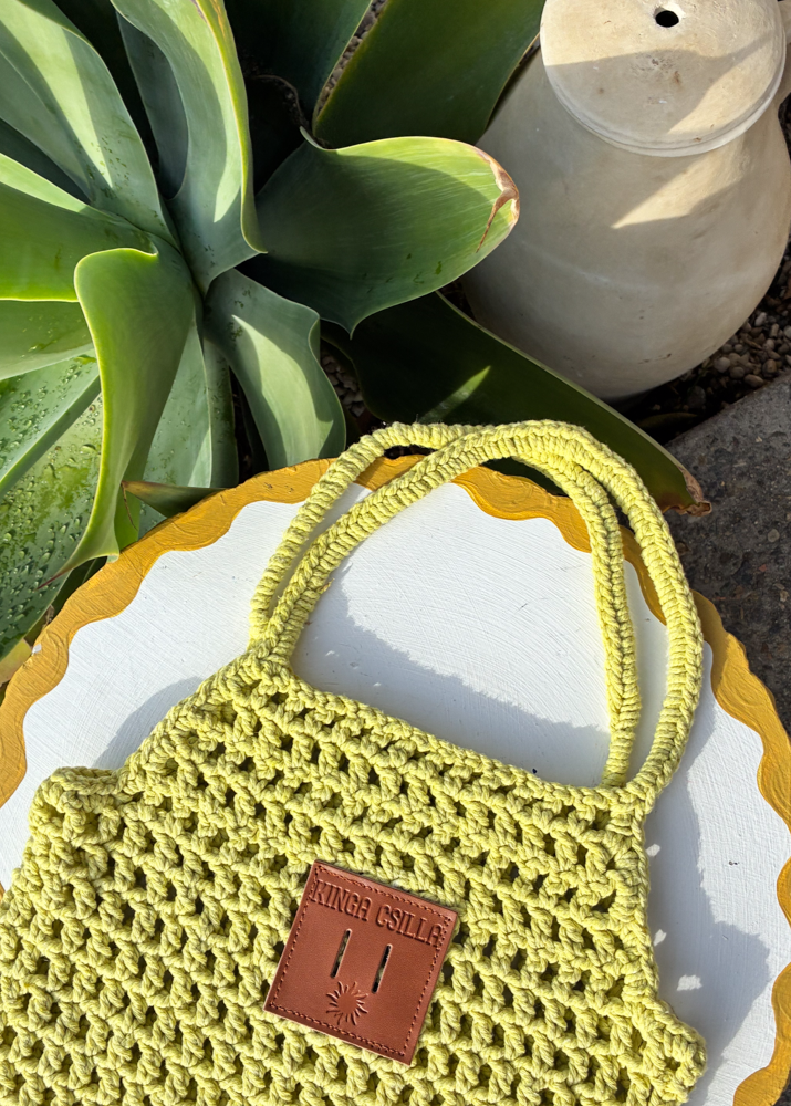 SUNBURST CROCHET TOTE
