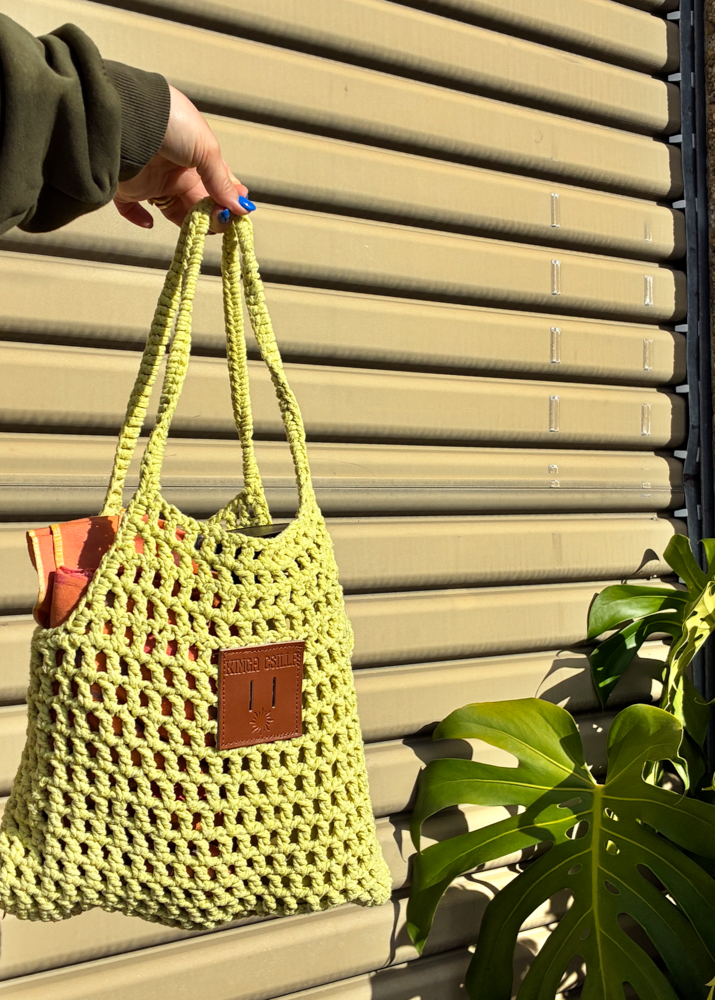 SUNBURST CROCHET TOTE