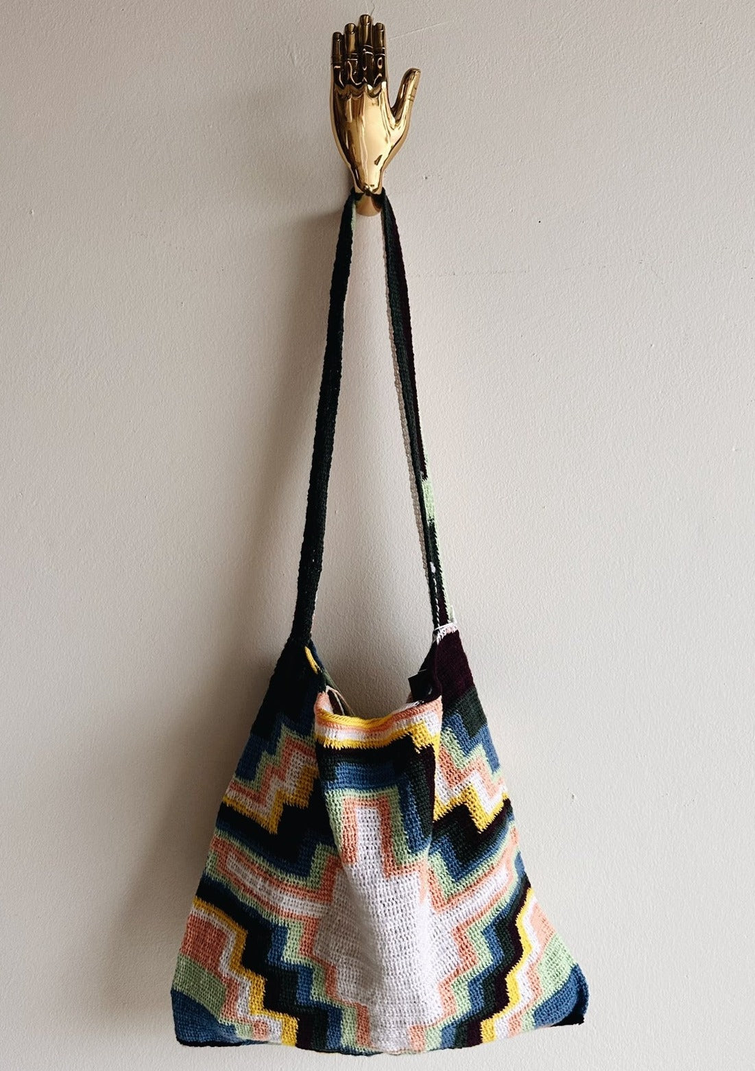 BEK + MERI - MEDIUM CROSS DESIGN BAG