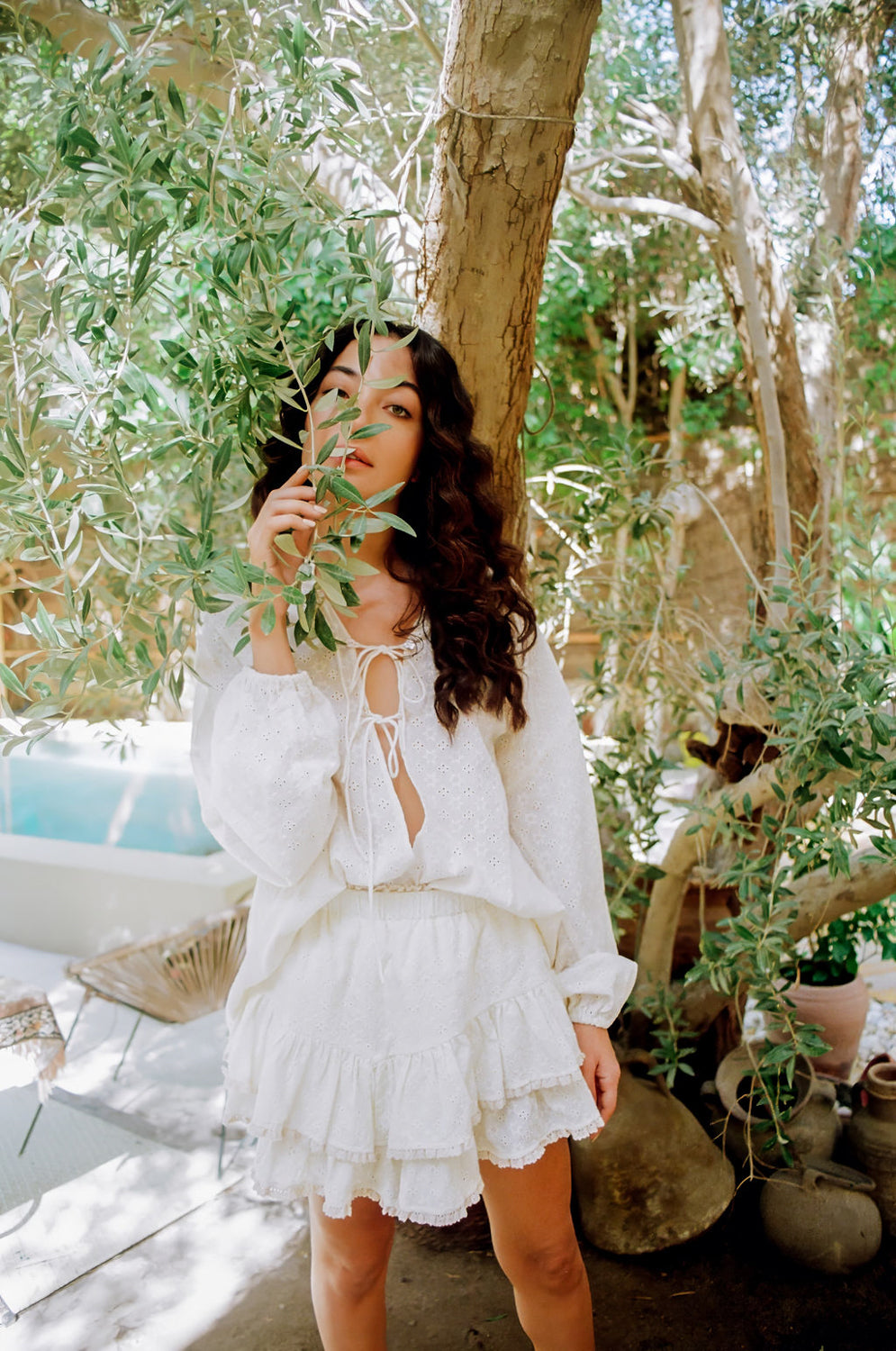 KAYA ANGLAISE ALBA BLOUSE & FAE FRILL SKORT