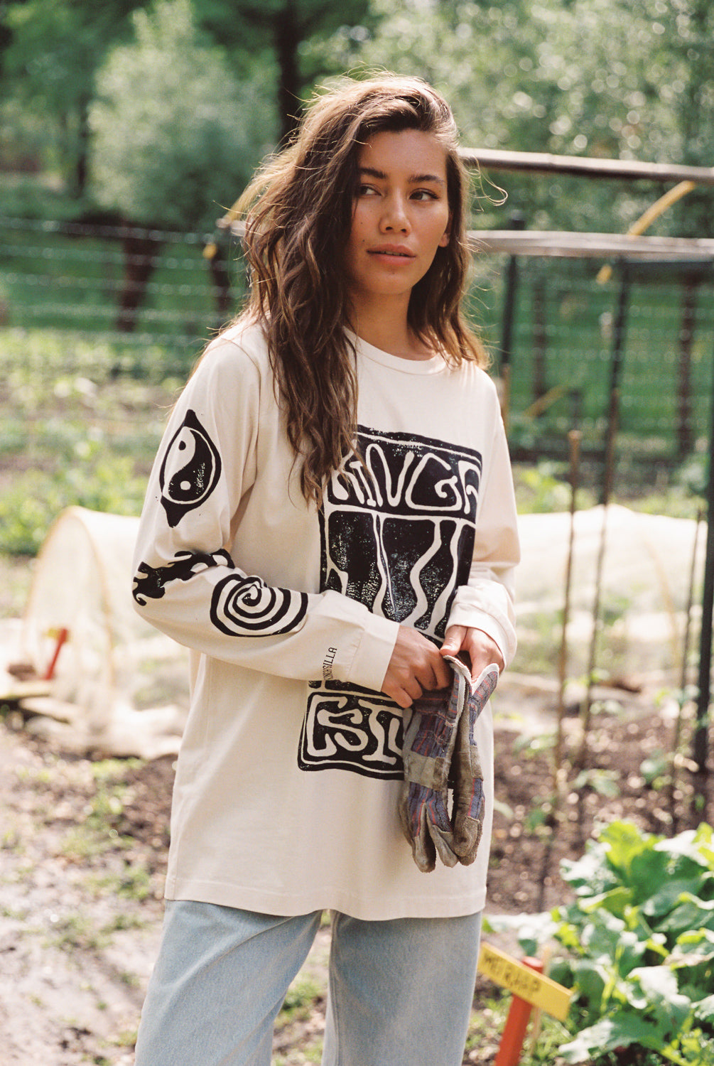 LINO ROSES TEE