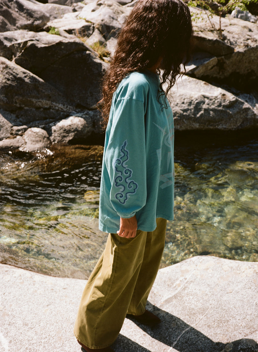 Paper Sun Roses Tee