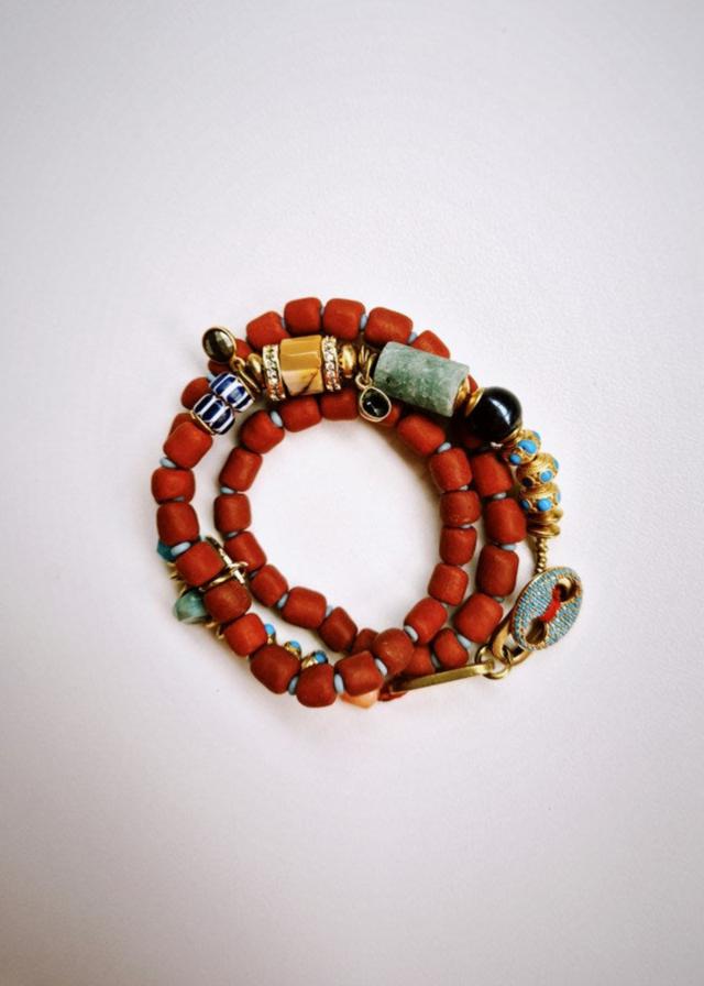 VINTAGE BEAD BRACELET