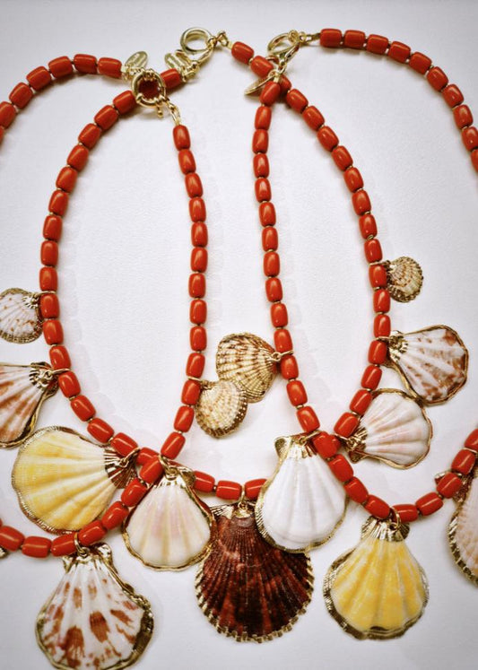 SHELL BEAD NECKLACE