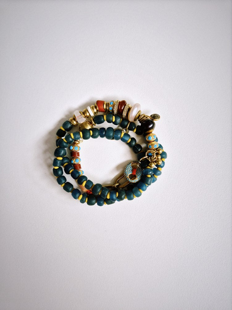 VINTAGE BEAD BRACELET