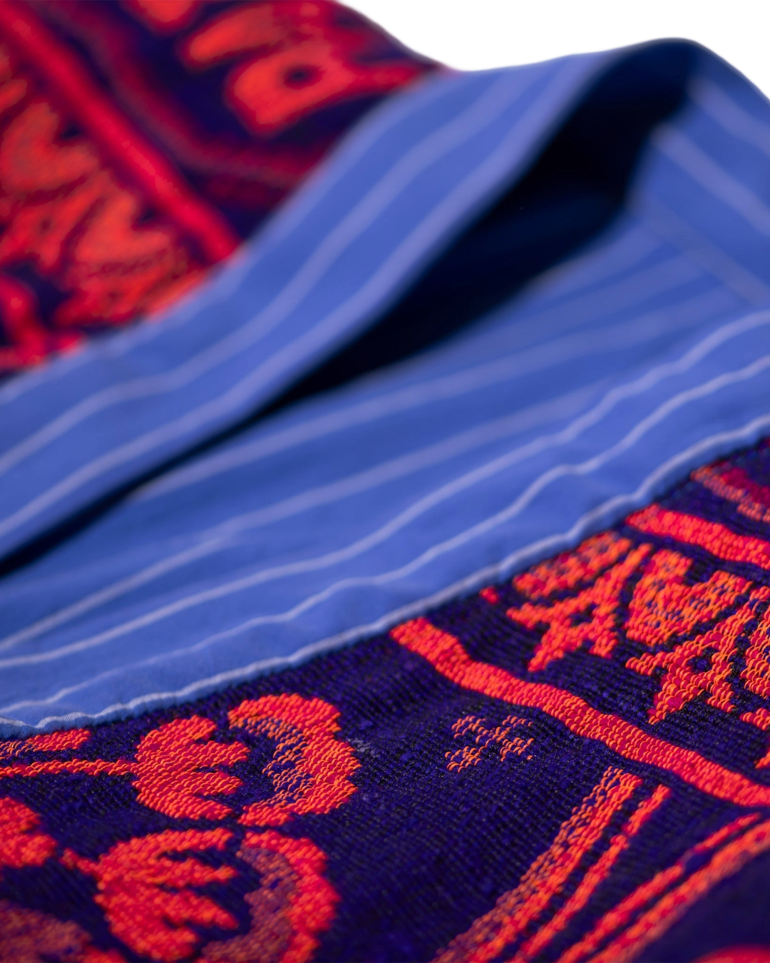 RUG FABRIC REVERSIBLE GOWN