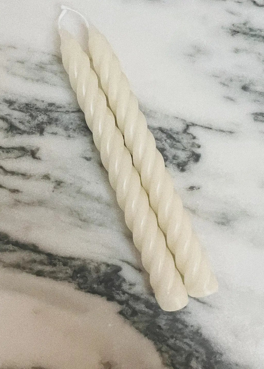 TWISTED TAPER CANDLE