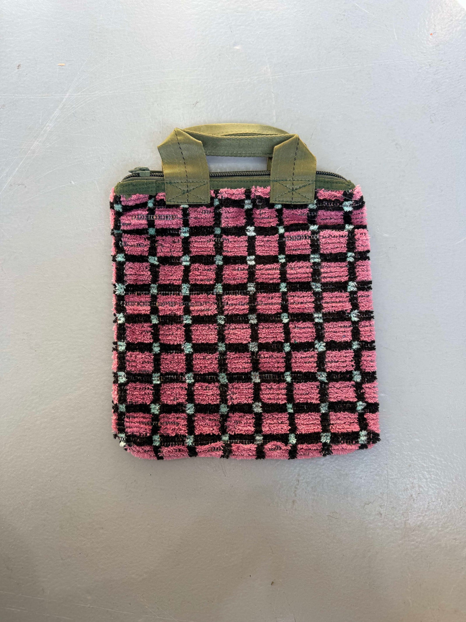 PUEBCO TRUCK SEAT TOTE